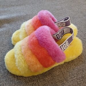 NEW UGG Fluff Yeah Slide Slippers Pink Rainbow Yellow Fur Slippers Womens Size 6
